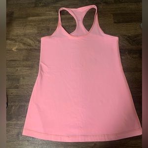Lululemon tank size 12 great condition
